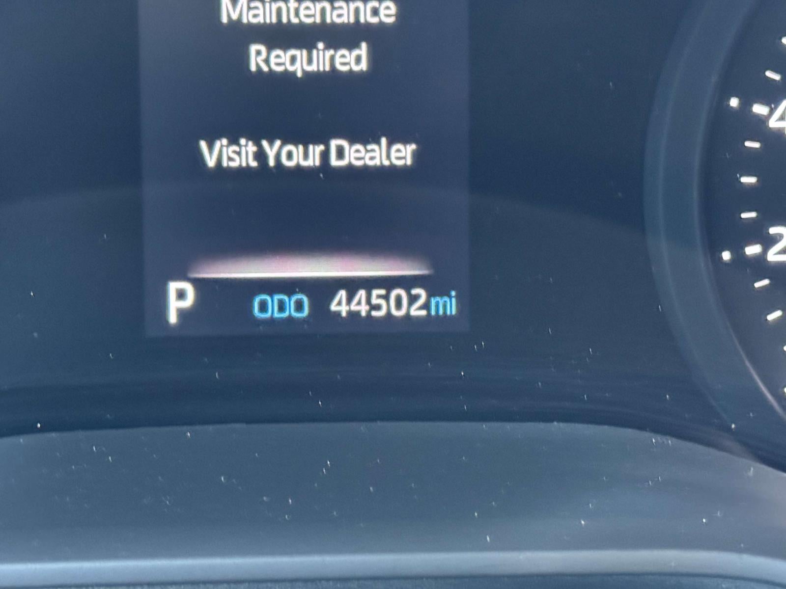 2023 Toyota Sienna LE 8 Passenger