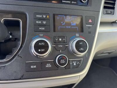 2020 Toyota Sienna LE 8 Passenger