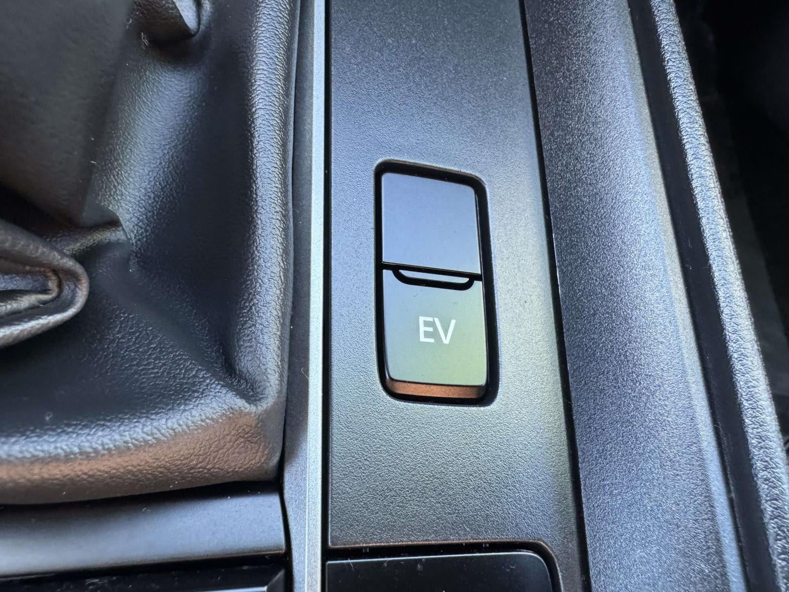 2025 Mazda Mazda CX-50 Hybrid Preferred