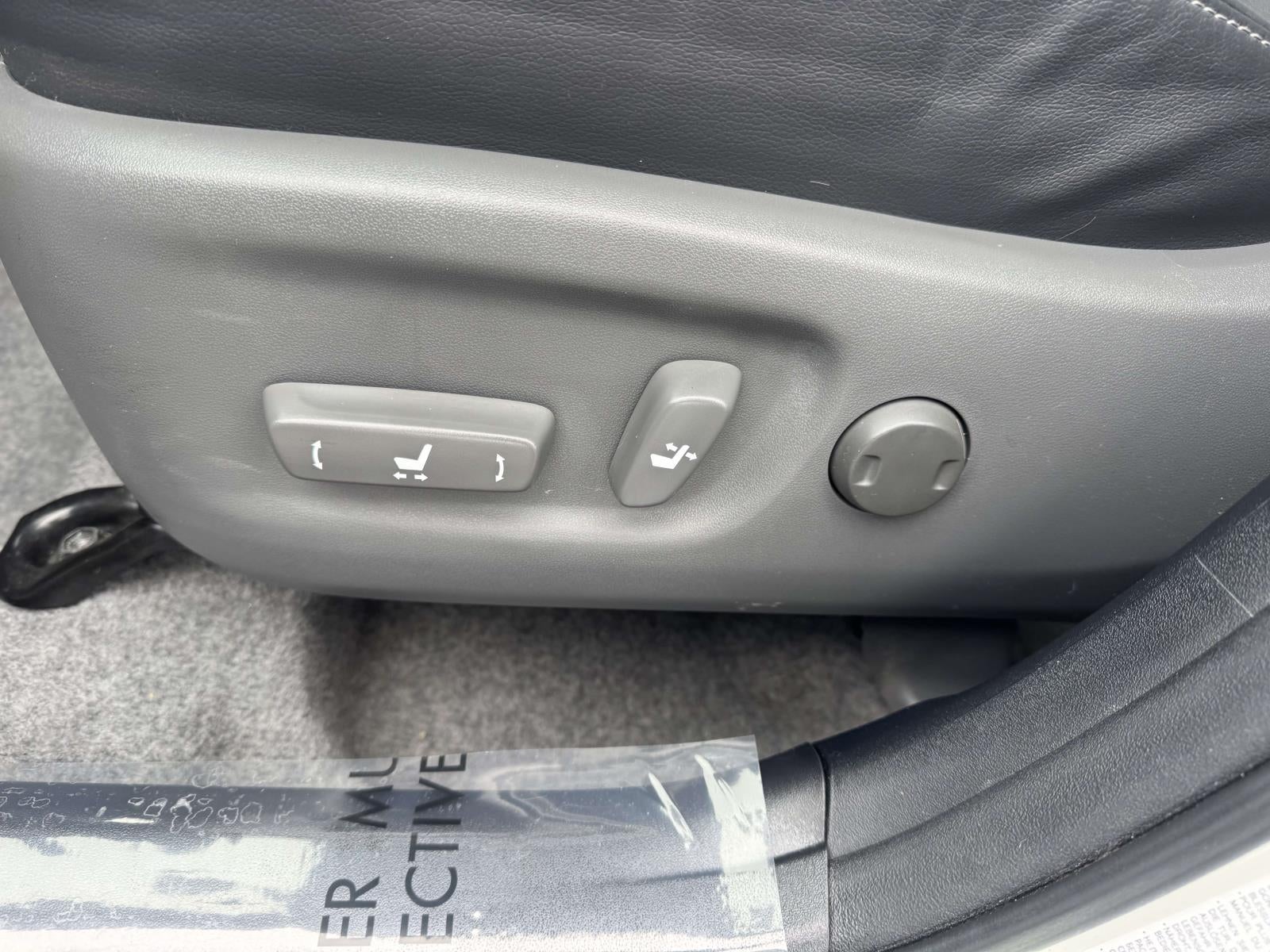 2014 Toyota Prius Four