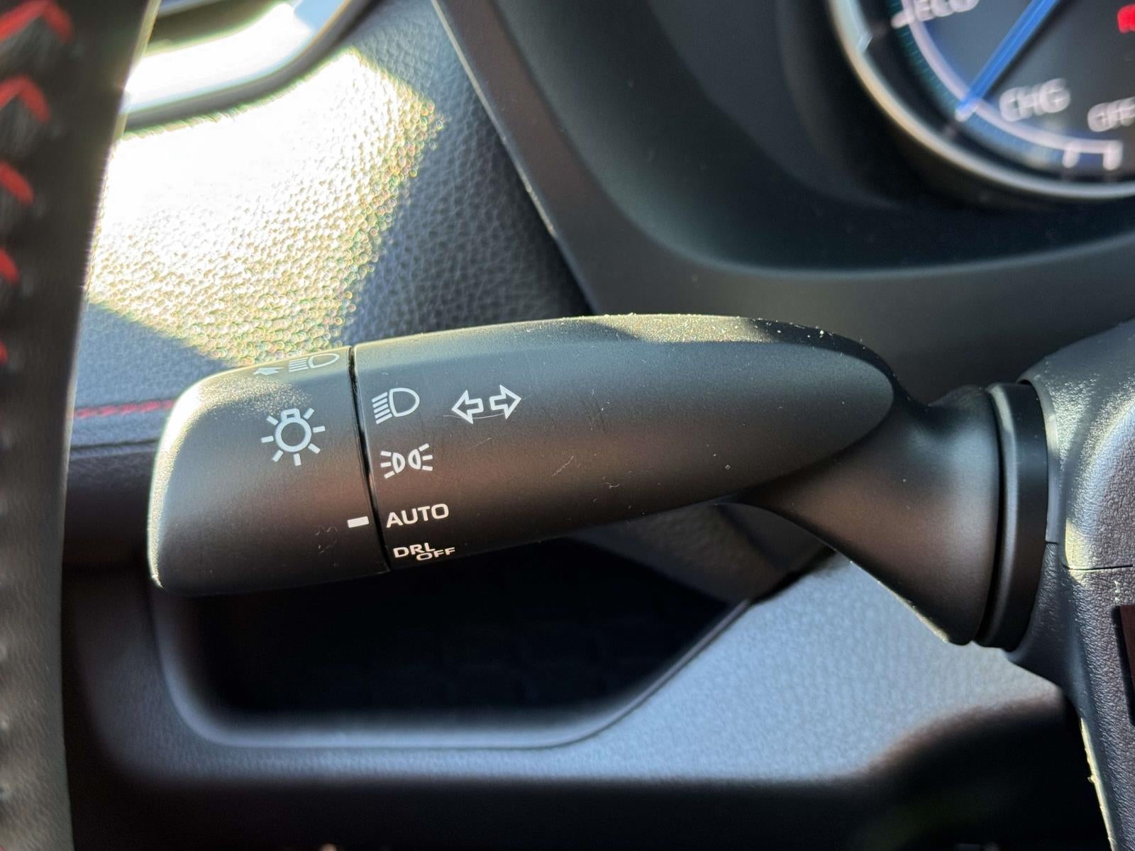 2024 Toyota RAV4 Prime SE