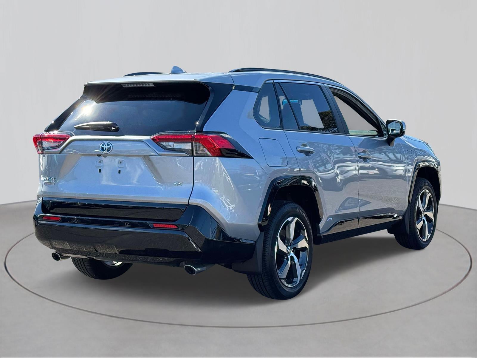 2024 Toyota RAV4 Prime SE