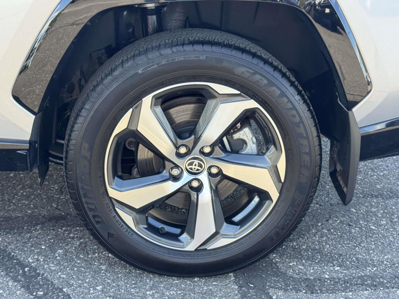 2023 Toyota RAV4 Prime SE