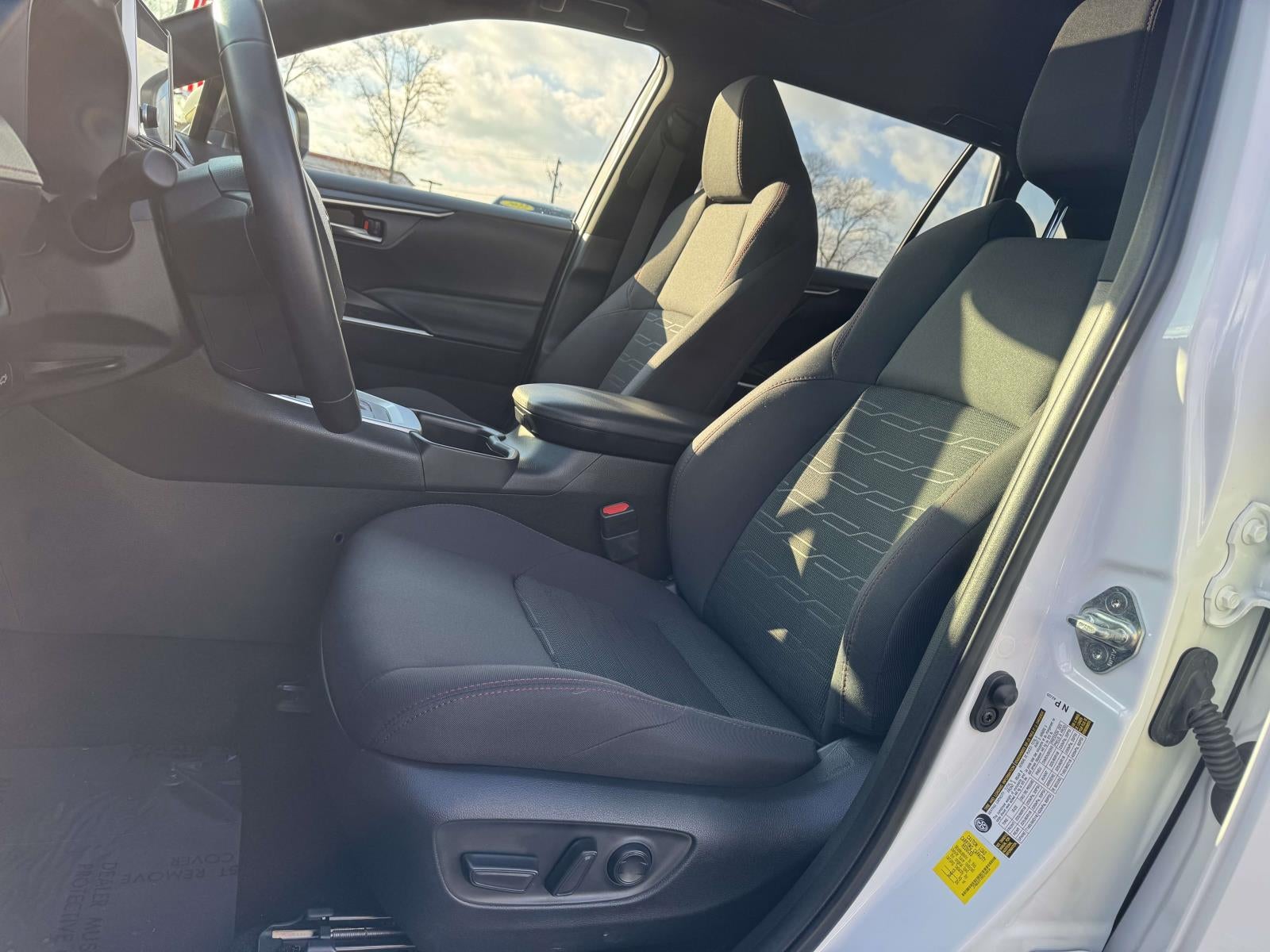 2024 Toyota RAV4 Prime SE