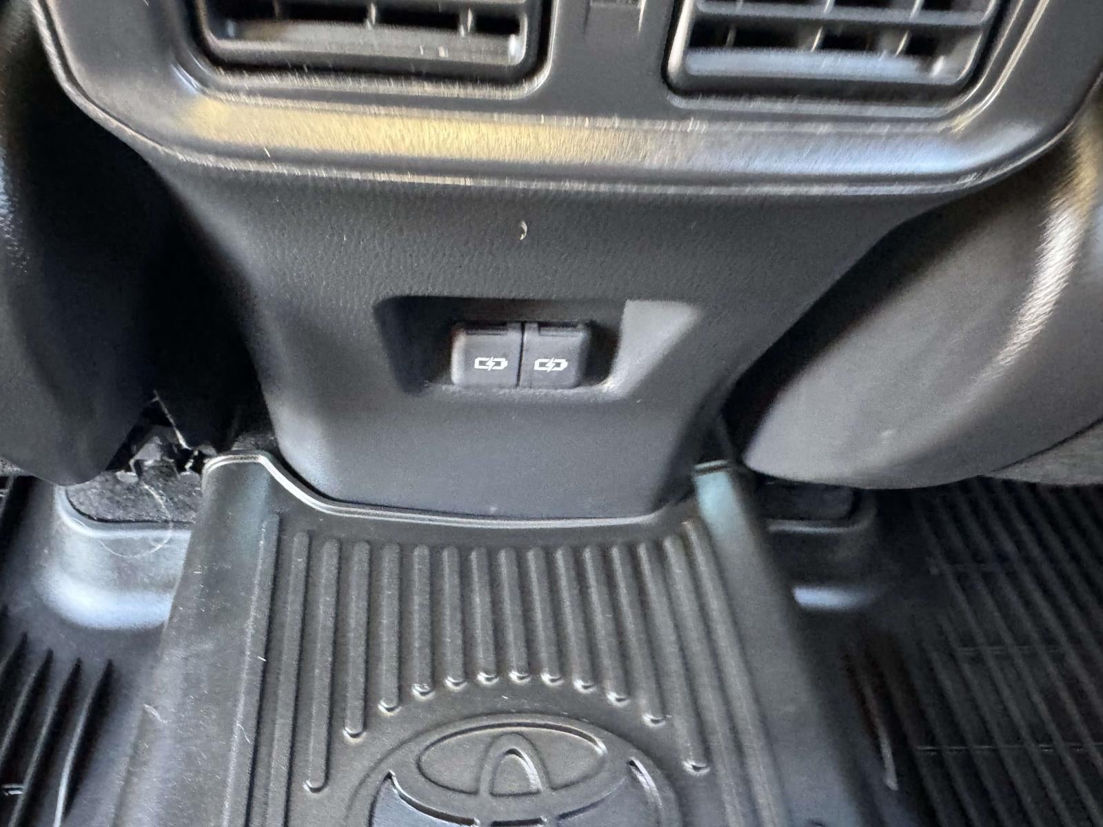 2024 Toyota RAV4 Prime SE