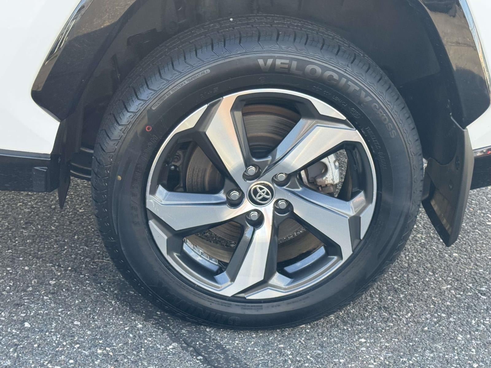 2024 Toyota RAV4 Prime SE