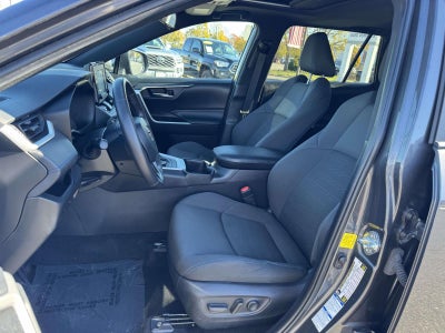 2022 Toyota RAV4 Hybrid SE