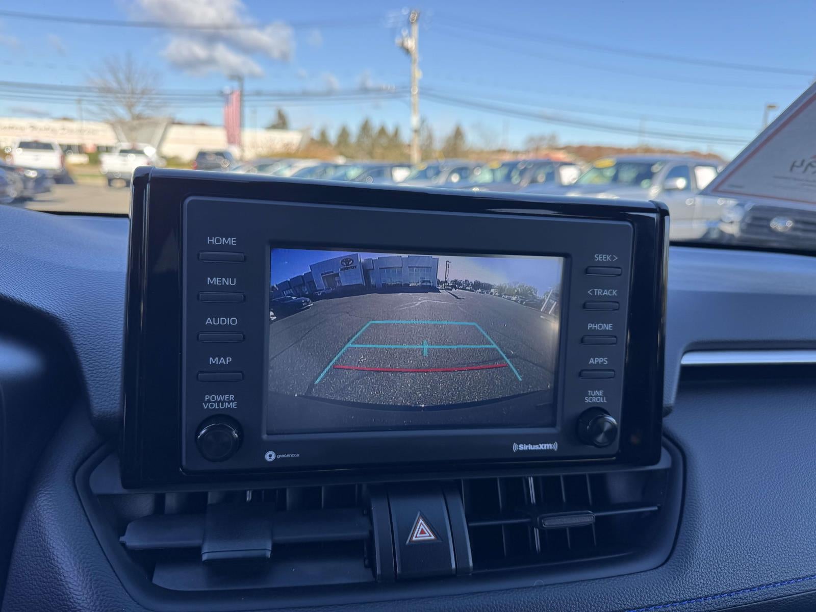 2022 Toyota RAV4 Hybrid SE