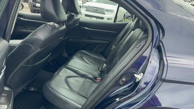 2021 Toyota Camry Hybrid XLE