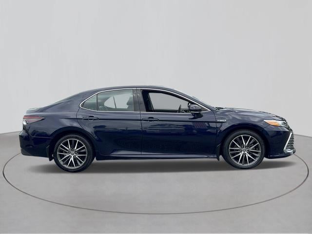 2021 Toyota Camry Hybrid XLE