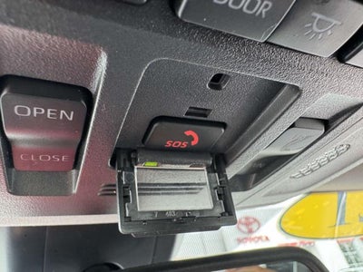 2021 Toyota Camry Hybrid XLE