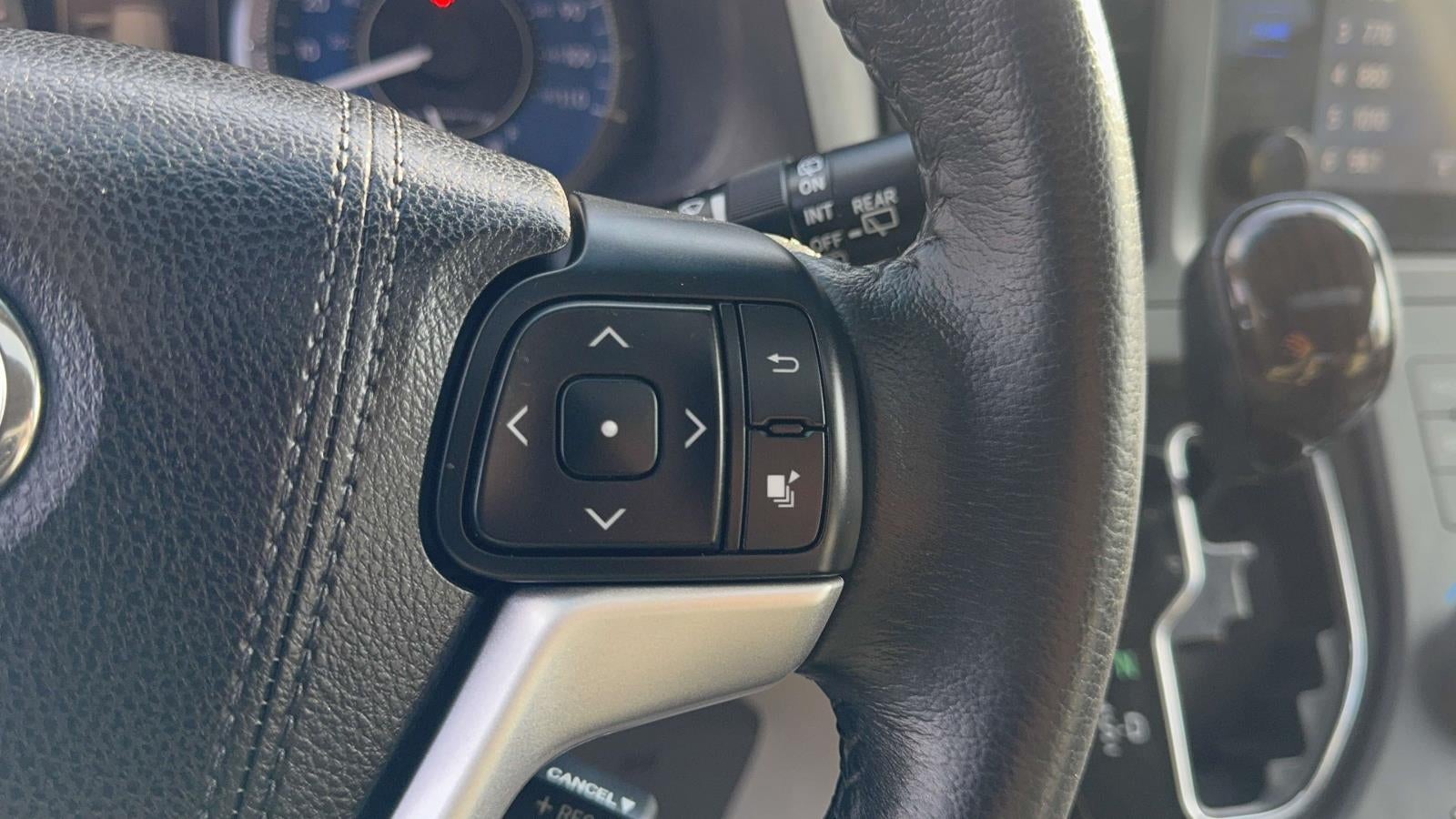 2017 Toyota Sienna XLE Premium 7 Passenger