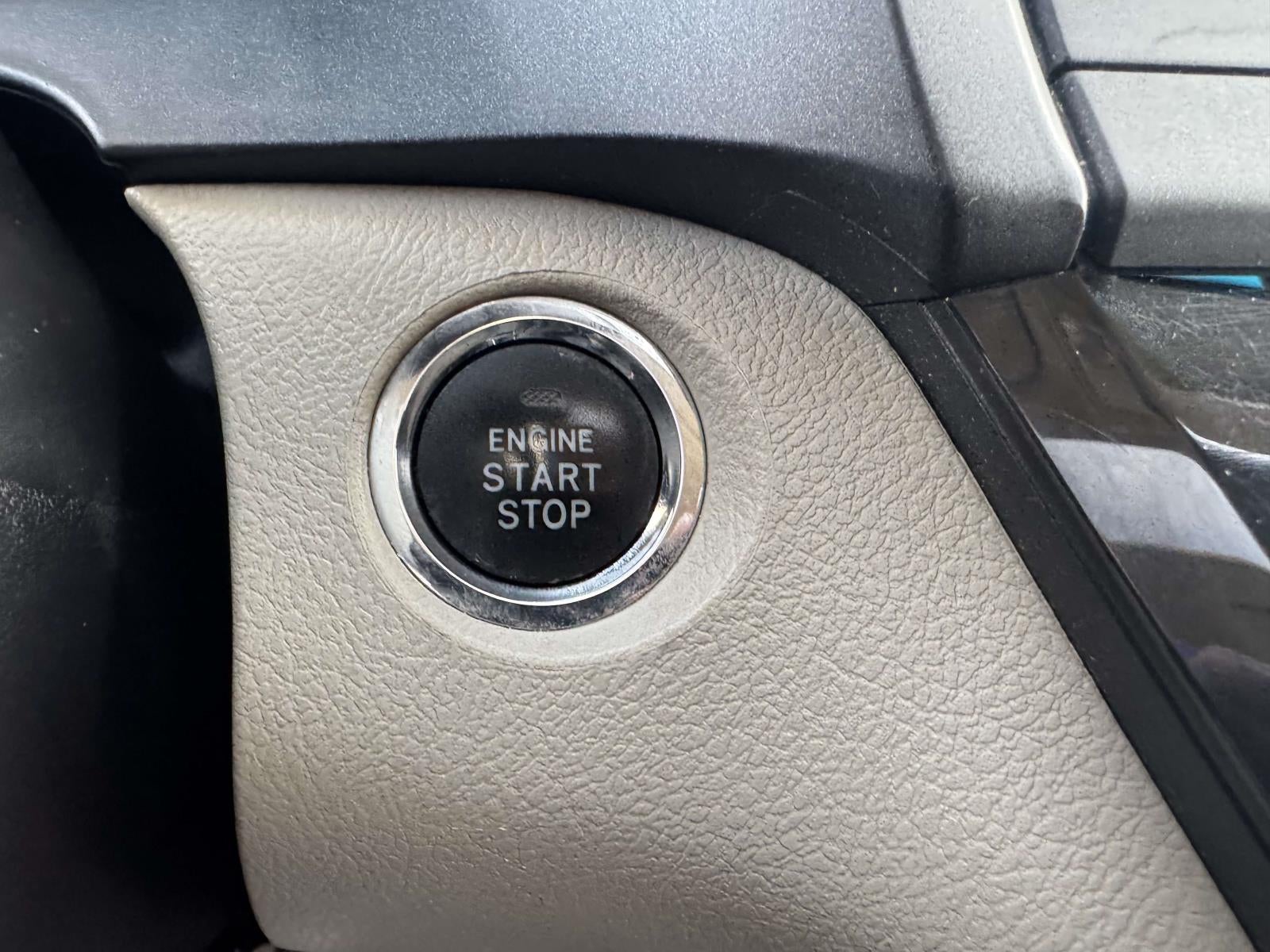 2017 Toyota Sienna XLE Premium 7 Passenger